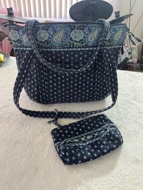 Vera Bradley Vintage Set Villager Tote & Zip Bag Seaport Navy Quilted Paisley